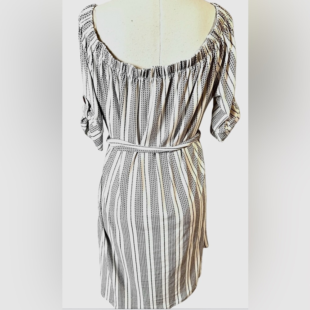 J for Justify Black and White Cold Shoulder Midi Dress with waist tie Belt - Picture 5 of 7